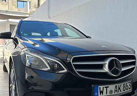 Mercedes-Benz E 300 BlueTEC T -