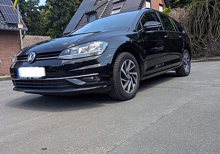 VW Golf Volkswagen 1.5 TSI ACT 96kW Highl Var BlueMotion H...