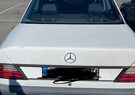 Mercedes-Benz 250