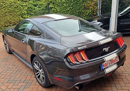 Ford Mustang 2.3 Coupe Aut-+Keyless+Kamera+Bi-Xenon+