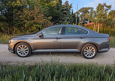 VW Passat Volkswagen Highline 1.4 TSI DSG *ACC *17" *Alcantara
