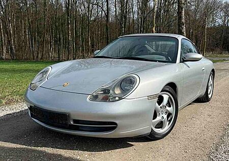 Porsche 996 Carrera Coupé Xenon