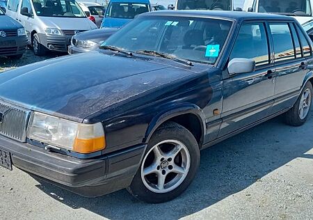 Volvo 940 GL 2.3 Euro 2 Limousine....