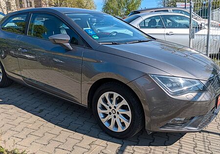 Seat Leon Style 1.4TSI LED/Klimaauto/Sitzheiz/1.HAND