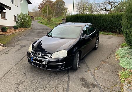 VW Jetta Volkswagen 1.9 TDI DPF Comfortline