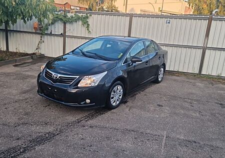 Toyota Avensis 1.6L Benzin