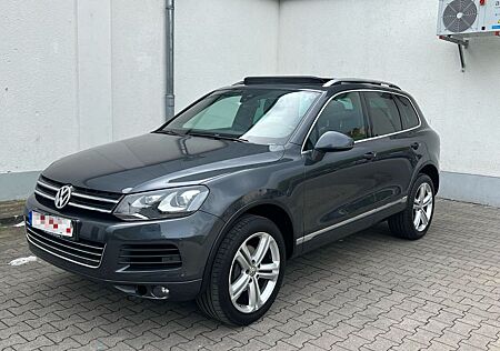 VW Touareg Volkswagen 3.0 TDI *Leder+Pano+Memory+AHK+LED* Voll