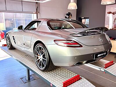 Mercedes-Benz SLS AMG Coupe