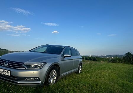 VW Passat Variant Volkswagen 2.0 TDI SCR DSG Comfortline V...