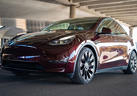 Tesla Model Y Performance Dual Motor AWD Netto 29339€