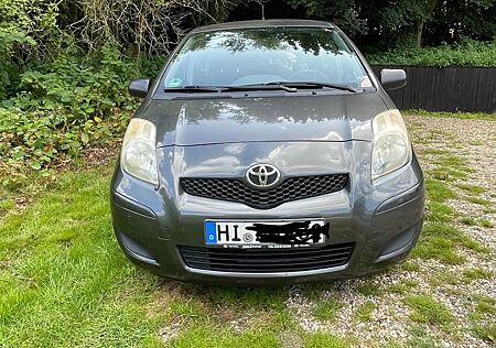 Toyota Yaris 1,0-l-VVT-i -