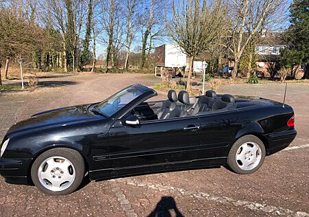 Mercedes-Benz CLK 320 AVANTGARDE Avantgarde
