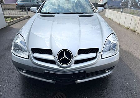 Mercedes-Benz SLK 200 SLK KOMPRESSOR Automatik Airscarf Leder Navi