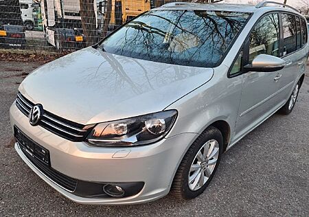 VW Touran Volkswagen Highline