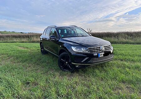 VW Touareg Volkswagen 3.0 V6 TDI SCR Tiptronic Executive E...