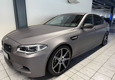 BMW M5 Lim. Competition 1 von 200 Carbon FOLIERT