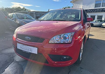 Ford Focus Lim. Style *XENON*SITZH.*NAVI*GEPFLEGT*