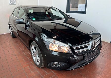 Mercedes-Benz A 180 BlueEfficiency/2.Hand/Teilleder/Navi/Shz