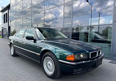 BMW 740i e38 like new one !