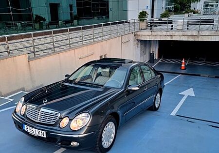 Mercedes-Benz E 240 ELEGANCE Elegance