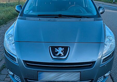 Peugeot 5008 1.6 Family 155 THP Family
