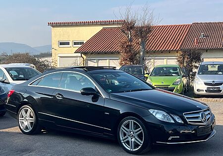 Mercedes-Benz E 350 CGI Coupe*AMG-PAKET*PANO*BI-XENON*