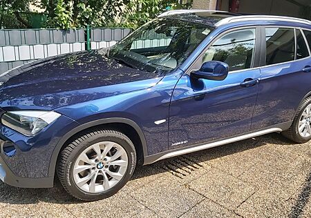 BMW X1 xDrive28i - Top gepflegt - wenig KM