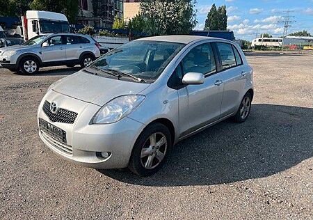 Toyota Yaris Executive
