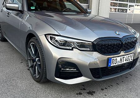 BMW 330e xDrive Touring M Sport, AHK, HeadUp, Plugin