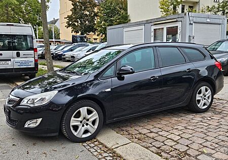 Opel Astra J Sports Tourer Design Edition