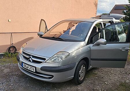 Citroën C8 2.2 Benzin TÜV Neu
