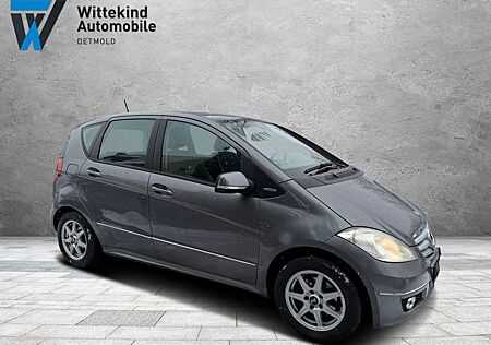 Mercedes-Benz A 180 A *Navi*