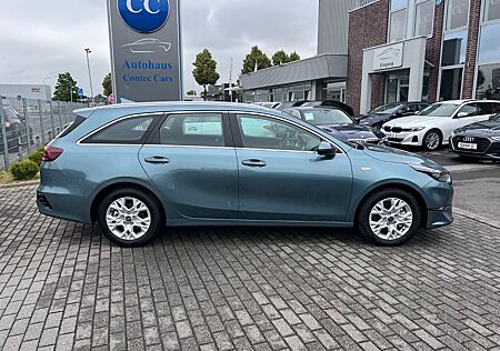 Kia Cee'd Sportswagon 1.6 CRDI Vision WIE NEU