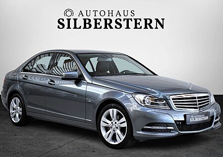 Mercedes-Benz C 180 CGI+Elegance+Automatik+Bi-Xenon+Navi+AHK