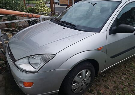 Ford Focus 1.6 -Ghia