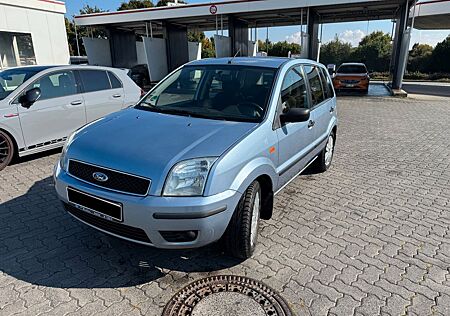 Ford Fusion 1,6 TÜV bis 10/2027