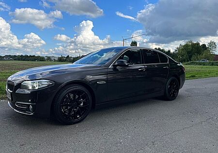 BMW 520d xDrive A Luxury Line Luxury Line