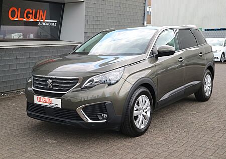 Peugeot 5008 Active *NAVI*PDC*KAMERA*7-SITZER*