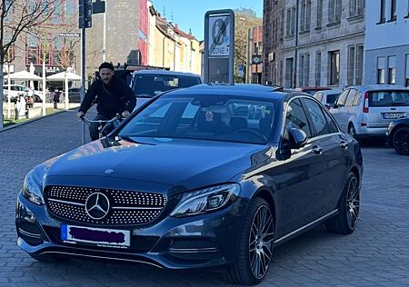 Mercedes-Benz 220