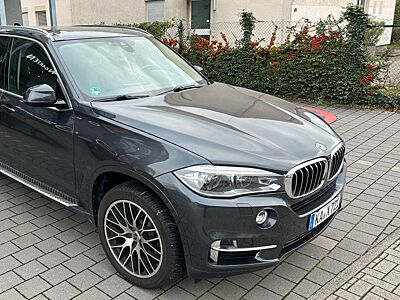 BMW X5 F15 xDrive35i/LED/AHK/360°/HeadUp/H&K/Pano
