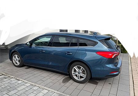 Ford Focus 1,0 EcoBoost 92kW Active Turnier Active