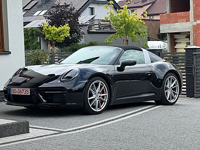 Porsche 992 Targa 4S LIFT Matrix Burmester3D Top Zustand