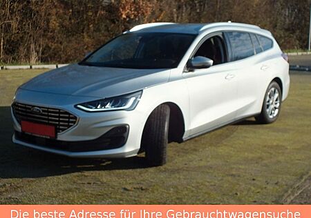 Ford Focus Turnier Titanium X 1,5 TDCI Automatik