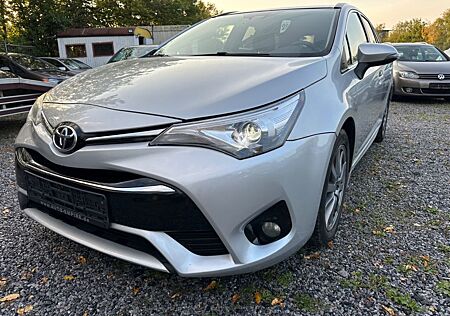 Toyota Avensis Touring Sports Basis/Xenon/Navi/Kamera/