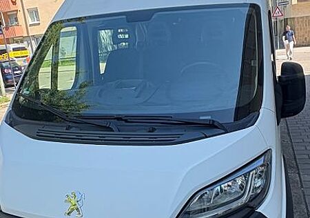 Peugeot Boxer 6 Sitzer TWINCAB Edition