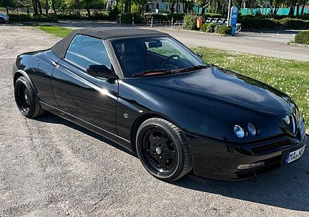 Alfa Romeo Spider 3.0 V6 -