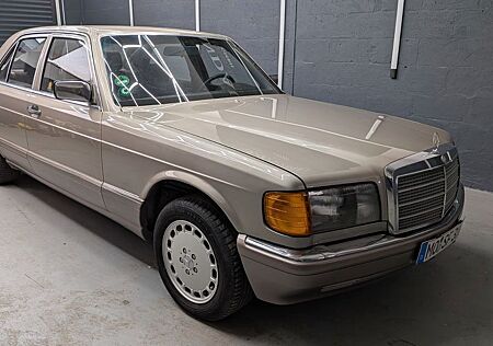 Mercedes-Benz 300 SE W126 H KENNZEICHEN RESTORIERT