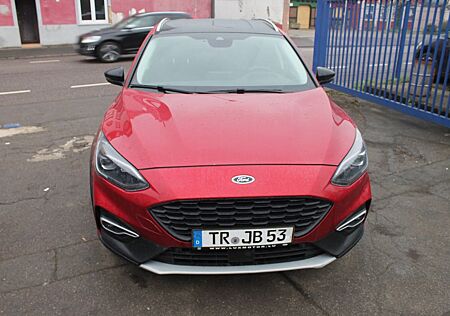 Ford Focus Turnier Active Vignale