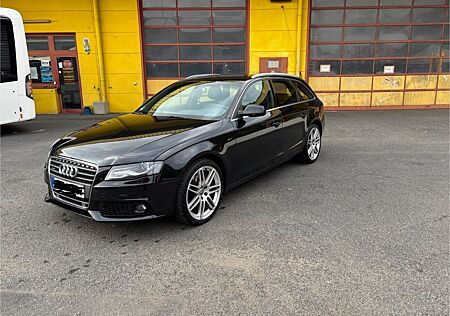 Audi A4 2.0 TFSI 155kW S tr. quatt. Ambiente Av. ...