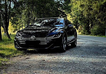 VW Arteon Volkswagen 2.0 TDI R-Line Shooting Brake